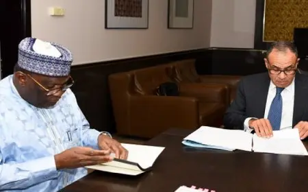 وزير الخارجية يلتقي مع السكرتير التنفيذي لتجمع دول الساحل والصحراء