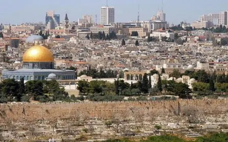 الاحتلال يُقرر تحويل أي أرض بالقدس المحتلة لـ”أملاك الغائبين” مالم يتمكن أصحابها من إثبات ملكيتها