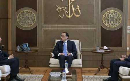 مدبولي يبحث مع رئيس مجلس أمناء التحالف الوطني التوسع في الخدمات والدعم للأسر الأكثر احتياجاً