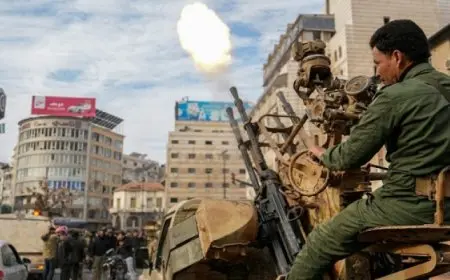 اشتباكات في دمشق.. وحظر تجول في تلبيسة بريف حمص