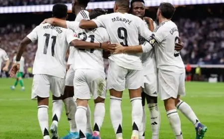 ريال مدريد يواجه فالنسيا للانقضاض على صدارة الدورى الإسبانى الليلة