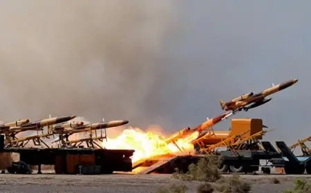 للتدريب على “التكتيكات القتالية”.. إيران تجري مناورات عسكرية