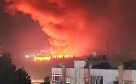 إسرائيل تستهدف مستودع صواريخ ومقرات في حلب