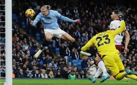 السيتي يكتسح وست هام برباعية بقيادة هالاند