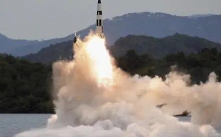 كوريا الشمالية تطلق أول صاروخ بالستي في عام 2025
