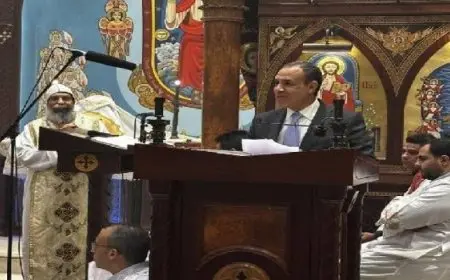 وزير الخارجية يشارك في قداس عيد الميلاد بالكنيسة الأرثوذكسية المصرية في عُمان
