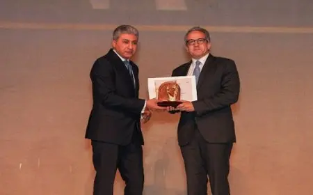 وزارة السياحة والآثار تحتفل بعيد الآثاريين المصريين بالمسرح الكبير بدار الأوبرا المصرية