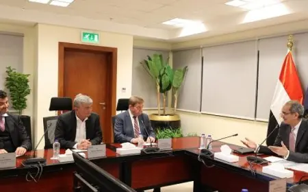 وزير الاتصالات يبحث مع وفد من اتحاد الصناعات فى ولاية بافاريا الألمانية جذب الاستثمارات لقطاع الاتصالات وتكنولوجيا 2025