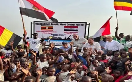 بال … وزير الري يتفقد أعمال المشروع المصري لمقاومة الحشائش المائية بأوغندا