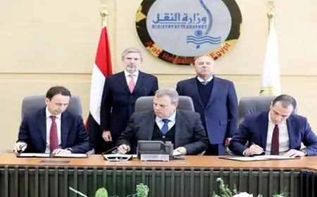 وزيرالنقل يشهد توقيع اتفاقية انشاء شركة جديدة بين الهيئة القومية لسكك حديد مصر وشركة سالشيف الإيطاليه