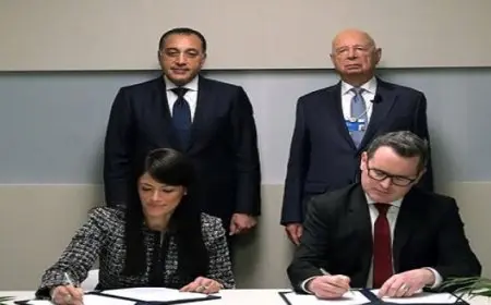 مدبولى يشهد مراسم توقيع “التخطيط” على خطاب نوايا للتعاون مع المنتدى الاقتصادى العالمى