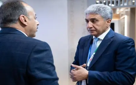 وزير السياحة يلتقي مجموعة من العارضين المصريين المُشاركين بالمعرض الدولي FITUR2025 في مدريد