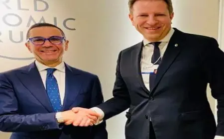 وزير الاستثمار يبحث بفعاليات المنتدى الاقتصادى العالمى ريادة الأعمال و دعم الاقتصاد الوطنى