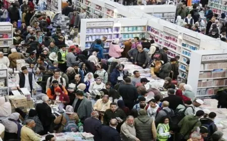 إقبال كثيف على فعاليات معرض القاهرة الدولى للكتاب فى أول أيام استقبال الجمهور
