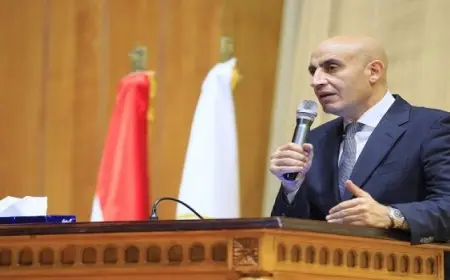 بال .. وزير التعليم يؤكد : تحسين الأوضاع المادية للمعلمين على رأس الأولويات