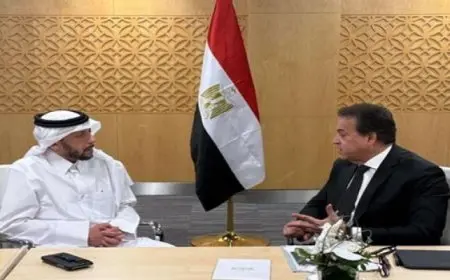 عبد الغفار يبحث مع وزير صحة قطر تعزيز التعاون بين الدولتين