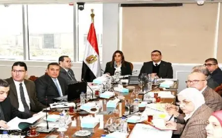 وزير الإسكان يستعرض جهود “التنمية السياحية” لدعم التنمية بالمواقع الخاضعة لولايتها