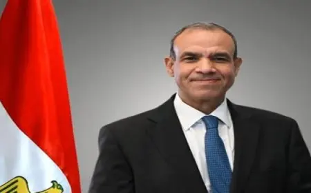 وزير الخارجية يؤكد ضرورة الوقف الفوري لجميع الأعمال العدائية في الكونجو