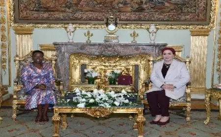 السيدة انتصار السيسى تعرب عن سعادتها باستقبال قرينة رئيس كينيا