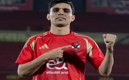 رسميًا.. الأهلى يعلن تعاقده مع المغربى أشرف بن شرقى