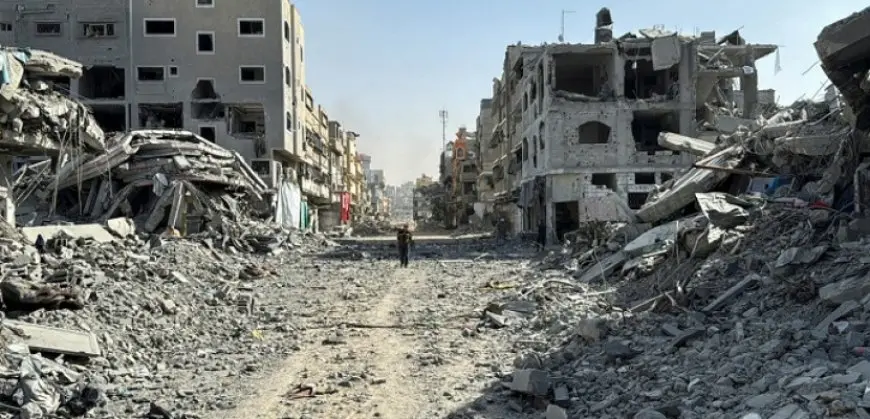 4 شهداء فلسطينيين إثر قصف الاحتلال الإسرائيلي منزلا جنوب مدينة غزة