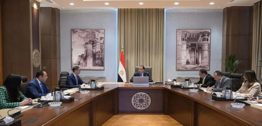 رئيس الوزراء يتابع إجراءات طرح الشركات التابعة للقوات المسلحة