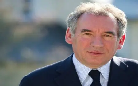 أسبوع مصيرى فى فرنسا لفرانسوا بايرو وحكومته