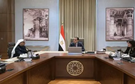رئيس الوزراء يتابع مستجدات المُخطط الرئيسى لمدينة “رأس الحكمة” مع “مُدن القابضة” الإماراتية