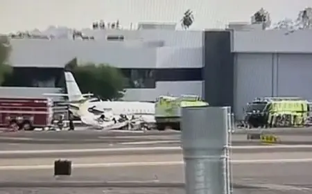 مصرع وإصابة 5 أشخاص فى اصطدام طائرتين في مطار سكوتسديل بولاية أريزونا الأمريكية