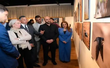 وزيرة البيئة تتفقد المعرض الرابع “لمي الطيور البرية في مصر” بدار الأوبرا