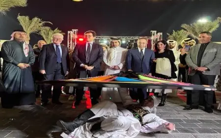 وزير الثقافة يتسلم تقريرا عن فعاليات “الأسبوع الثقافى المصرى فى قطر”