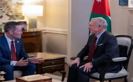 العاهل الأردنى يؤكد على ضرورة تحقيق السلام العادل والشامل على أساس حل الدولتين