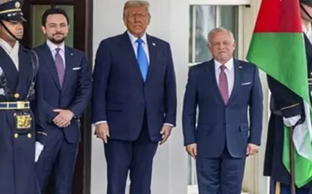 الرئيس الأمريكي يستقبل العاهل الأردنى لدى وصوله إلى البيت الأبيض