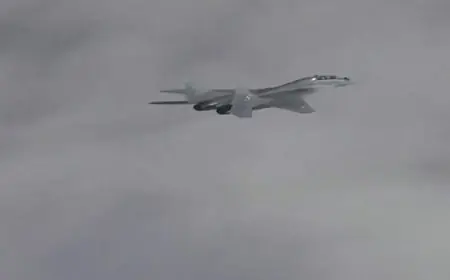 تايبيه ترصد 62 طائرة صينية أثناء عبور سفينتين أمريكيتين مضيق تايوان