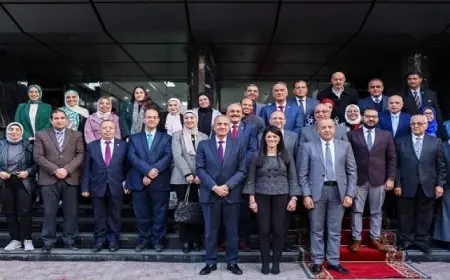 وزيرة التخطيط والتنمية الاقتصادية والتعاون الدولي تعقد اجتماعًا موسعًا مع رئيس وقيادات الجهاز المركزي للتعبئة العامة