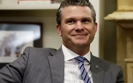 وزير الدفاع الأمريكي: يجب وقف إراقة الدماء في أوكرانيا وإنهاء الحرب