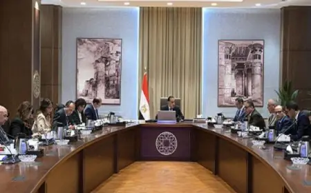 رئيس الوزراء يتابع جهود تحسين مناخ الاستثمار وجذب المستثمرين