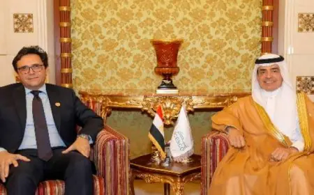 فى ختام زيارته للسعودية.. وزير الثقافة يبحث مع مدير الإيسيسكو تعزيز التعاون بين مصر والمنظمة