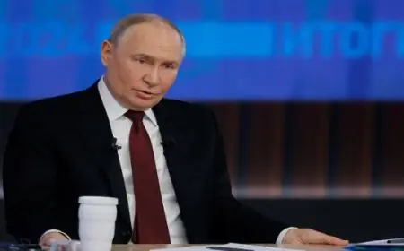 بوتين يطلع مجلس الأمن الروسي على نتائج مباحثاته مع ترامب