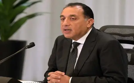 مدبولي يؤكد دعم مصر الكامل للدولة اللبنانية وحقها المشروع في الحفاظ على وحدتها وسيادتها