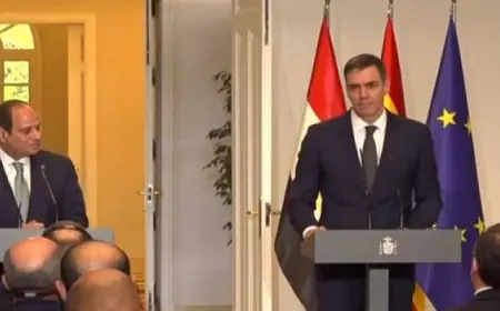 رئيس وزراء اسبانيا : نرفض التهجير القسرى للشعب الفلسطينى وندعم ما ينتج عن القمة العربية