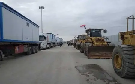 مسئول بميناء رفح البرى: بدء دخول أول دفعة من المنازل الجاهزة الى الفلسطينيين بقطاع غزة