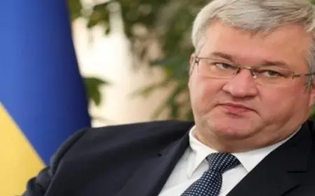 وزير الخارجية الأوكرانى: ناقشت سبل تحقيق السلام مع المبعوث الأمريكى