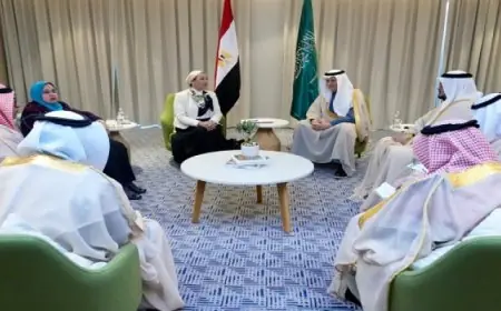 وزيرة البيئة تبحث مع نظيرها السعودى تعزيز سبل التعاون البيئى بين البلدين