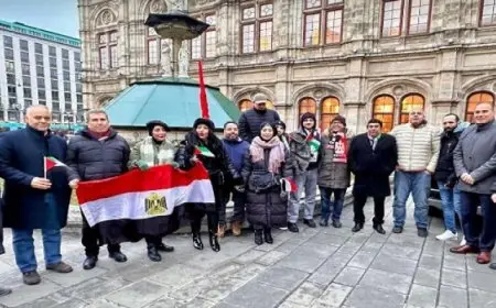 وقفة احتجاجية لأبناء الجاليات العربية بالعاصمة الفرنسية باريس ضد دعوات تهجير أهالى غزة