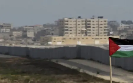 إسرائيل تطلق النار على طول ممر فيلادليفا بعد تلويحها بعدم انسحابها منه فى مخالفة لاتفاق غزة