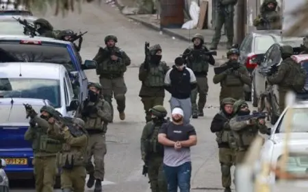 مستوطنون يقتحمون “مقام يوسف” والاحتلال يعتقل 8 فلسطينيين من الضفة الغربية