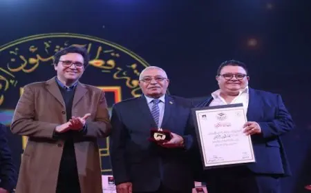 وزير الثقافة يشهد احتفالية قطاع المسرح بذكرى نصر العاشر من رمضان ويكرم أبطال أكتوبر ونجوم الفن