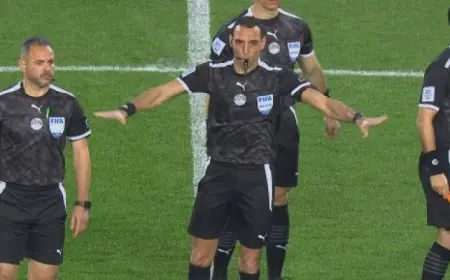 لعدم حضور الأهلي.. الحكم محمود بسيوني يعلن إلغاء مباراة القمة