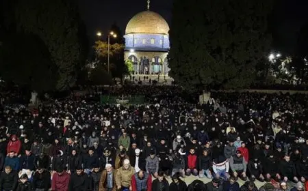65 ألف مصل يؤدون العشاء والتراويح فى المسجد الأقصى